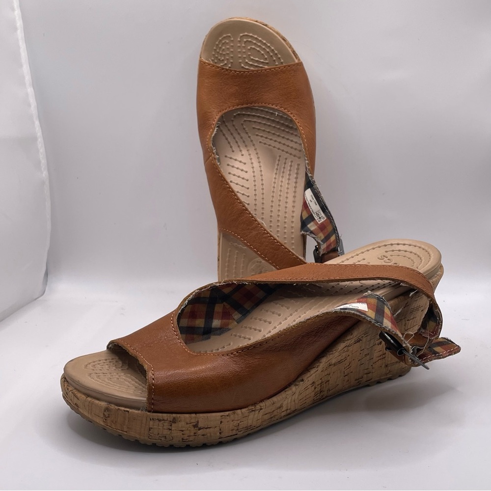 Crocs A Leigh Wedge Cork Women's Size 6 Beige Brown Strappy Beach Summer - Picture 3 of 8
